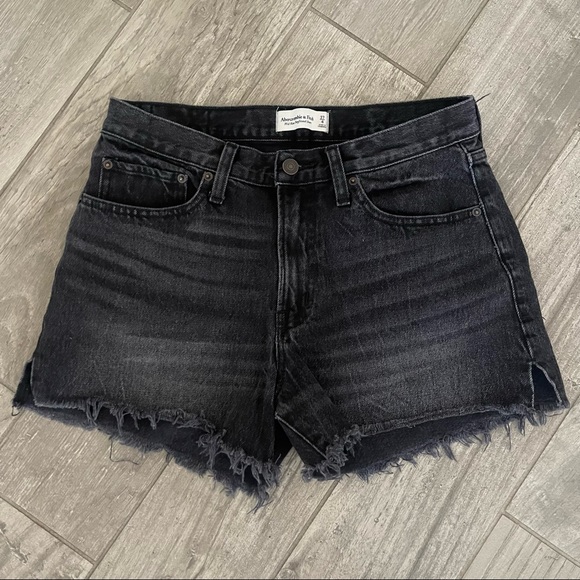 Abercrombie & Fitch Pants - Abercrombie Black/Grey Washed Mid Rise Boyfriend Denim Shorts